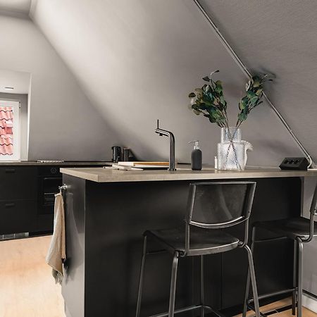 Dinbnb Apartments I 350M To Bryggen I Renovated 2023 I Quiet Top Apart Bergen Eksteriør bilde