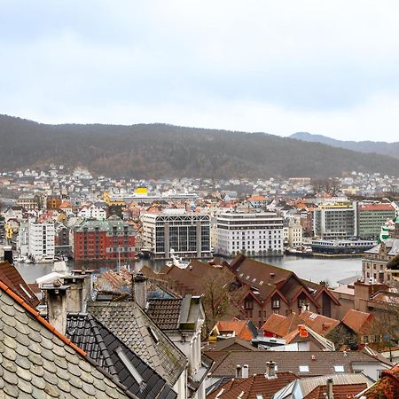 Dinbnb Apartments I 350M To Bryggen I Renovated 2023 I Quiet Top Apart Bergen Eksteriør bilde